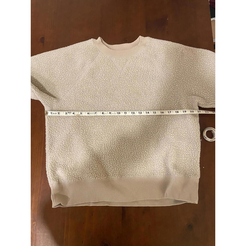Everlane sandstone pull over fleece sweatshirt size Large (runs small)